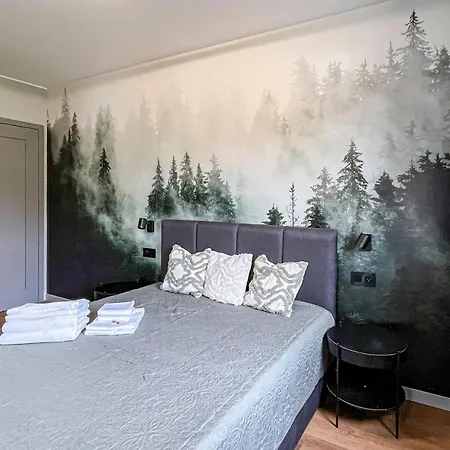 1 Bedroom Stunning In Apartment *